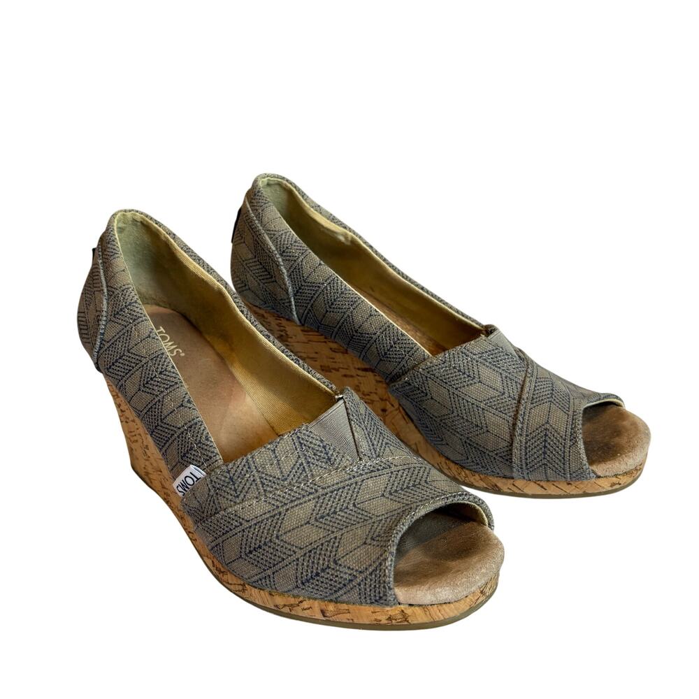 Toms Heels Womens 7 .5 Peep Toe Wedge Pumps Cork Casual Gray Fabric Slip On